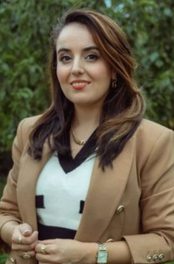 Sakina Elkayouhi Journalist